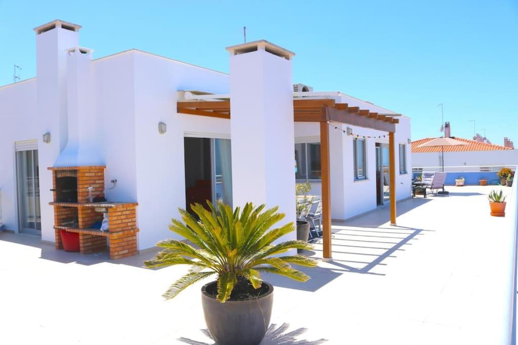 Sitio Penthouse - Big Terrace With Sea View & Bbq Villa Nazaré Esterno foto